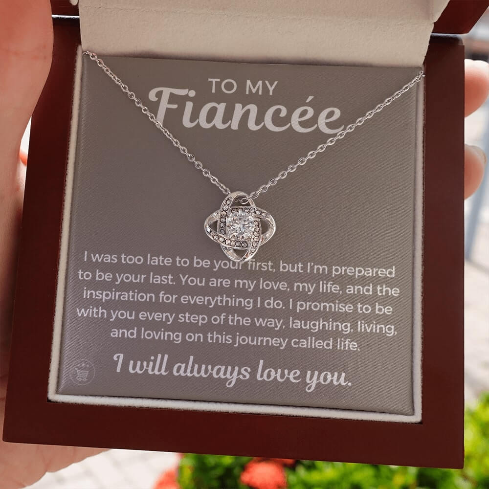 gift ideas for fiancee