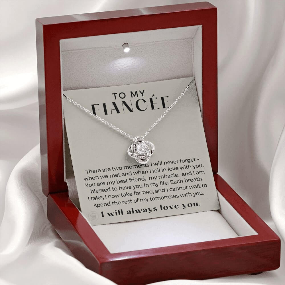 gift ideas for fiancee